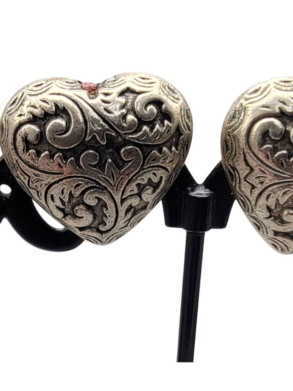 Vintage Etched Puffy Heart Leverback Earrings Pierced Ears Vintage Silver Tone - Picture 8 of 14